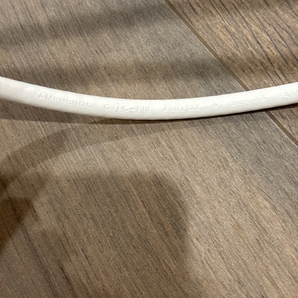 Amphenol  CTFC-T10 4002132 6 Series (ETL) US CATV 18 AWG (White) Cable Cord - Picture 8 of 9